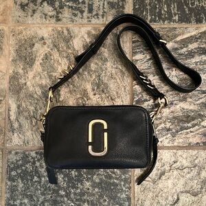 Marc Jacobs Softshot 21